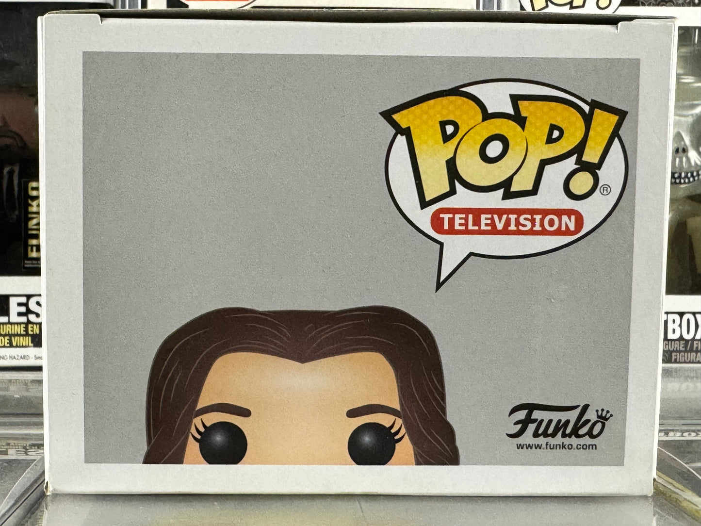 Modern Family - Gloria (755) CHASE