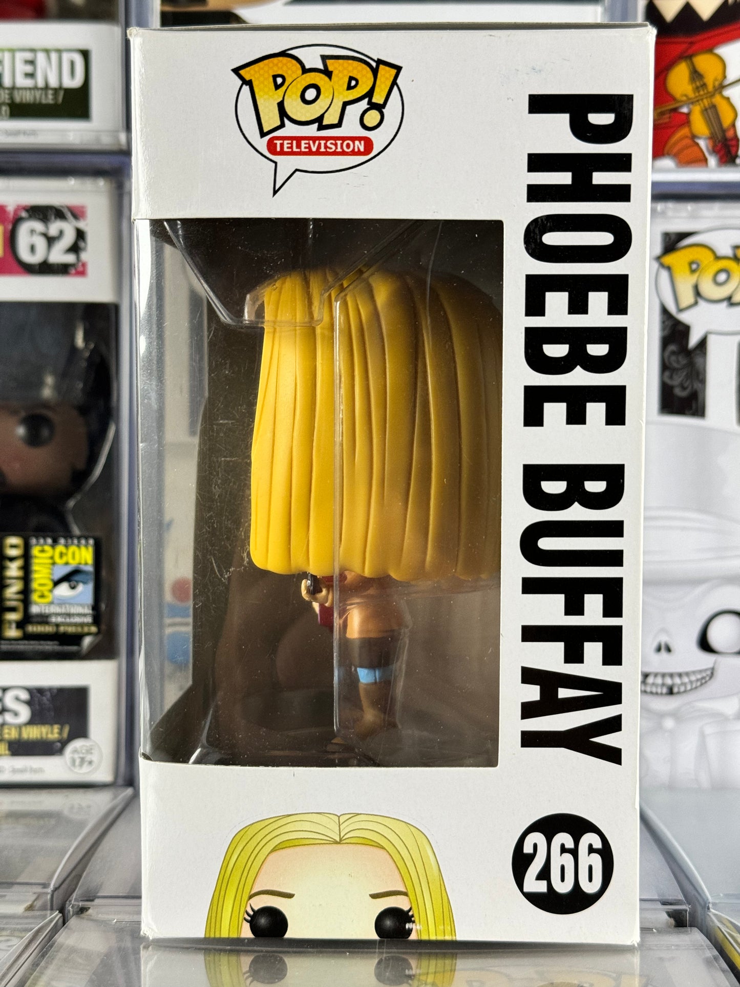 FRIENDS - Phoebe Buffay (266) Vaulted