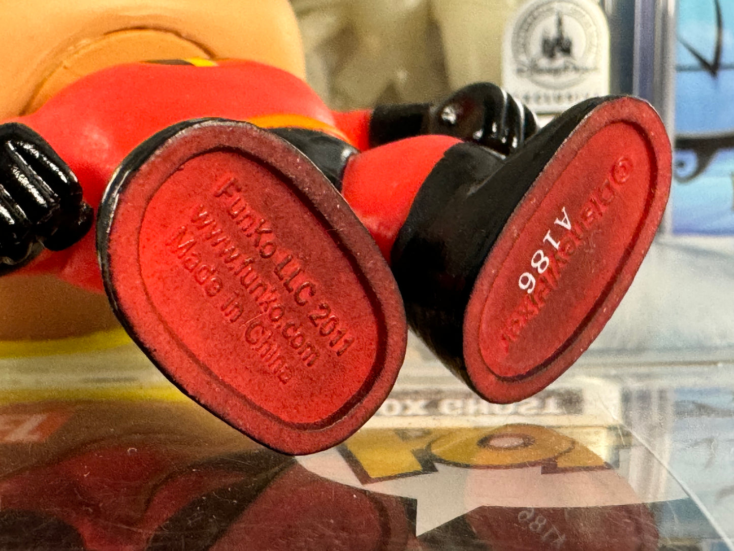 Disney - Mr. Incredible (17) Vaulted OOB