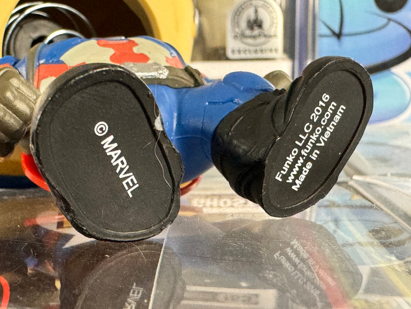 Marvel Captain America Civil War - Captain America (125) OOB