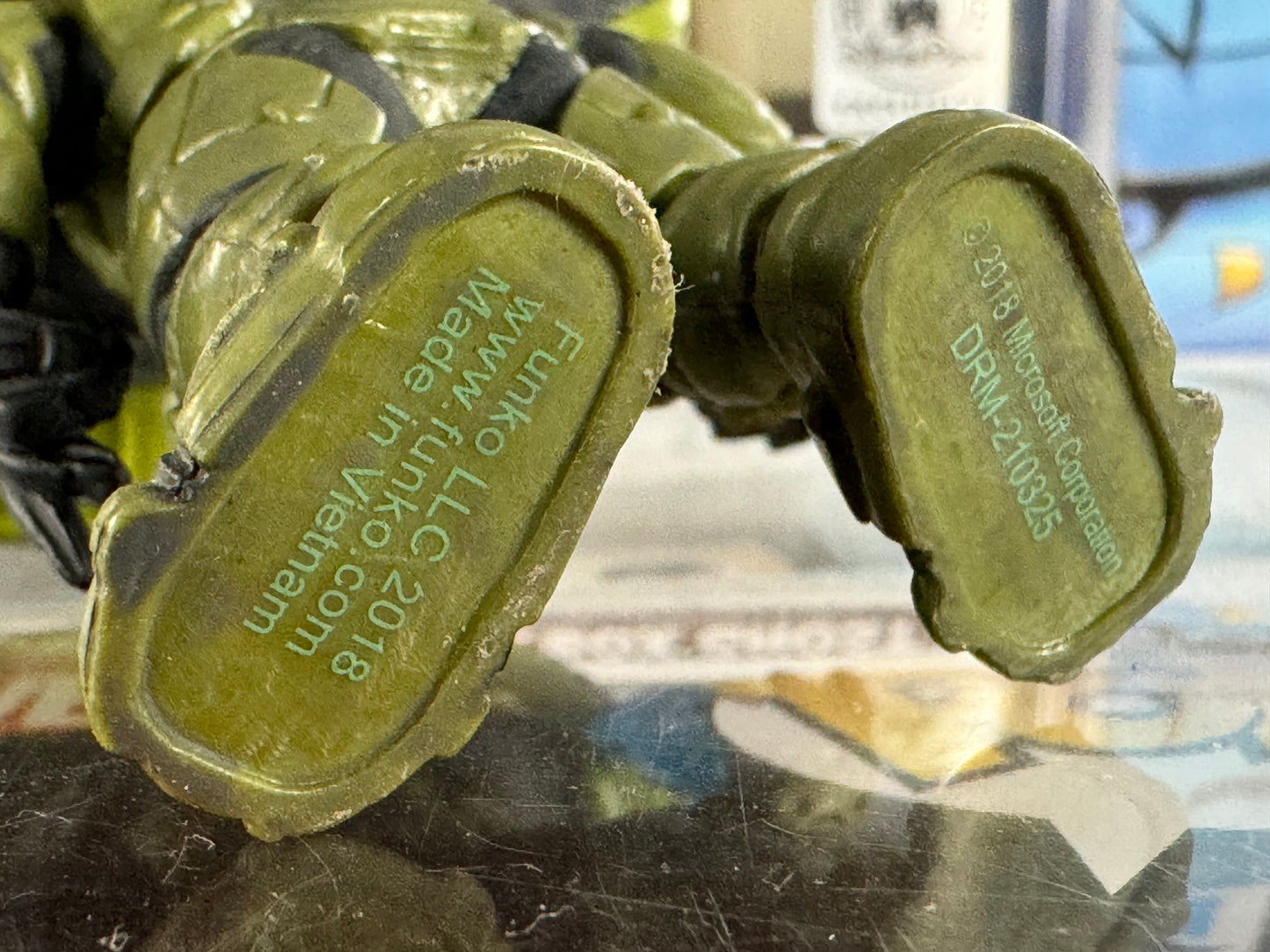 Halo - Master Chief with Cortana (07) Vaulted OOB