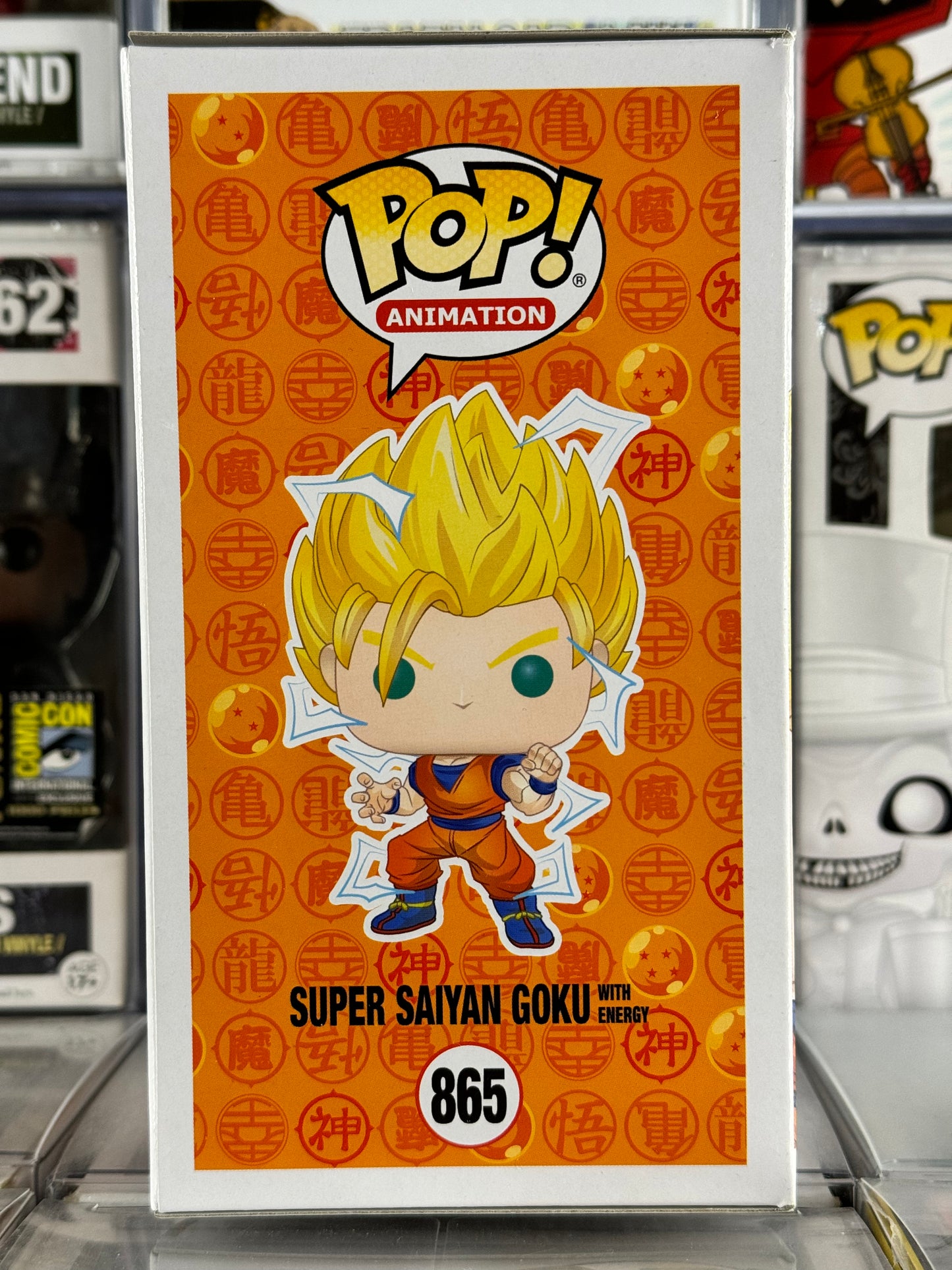 Dragonball Z - Super Saiyan Goku con energía (865)