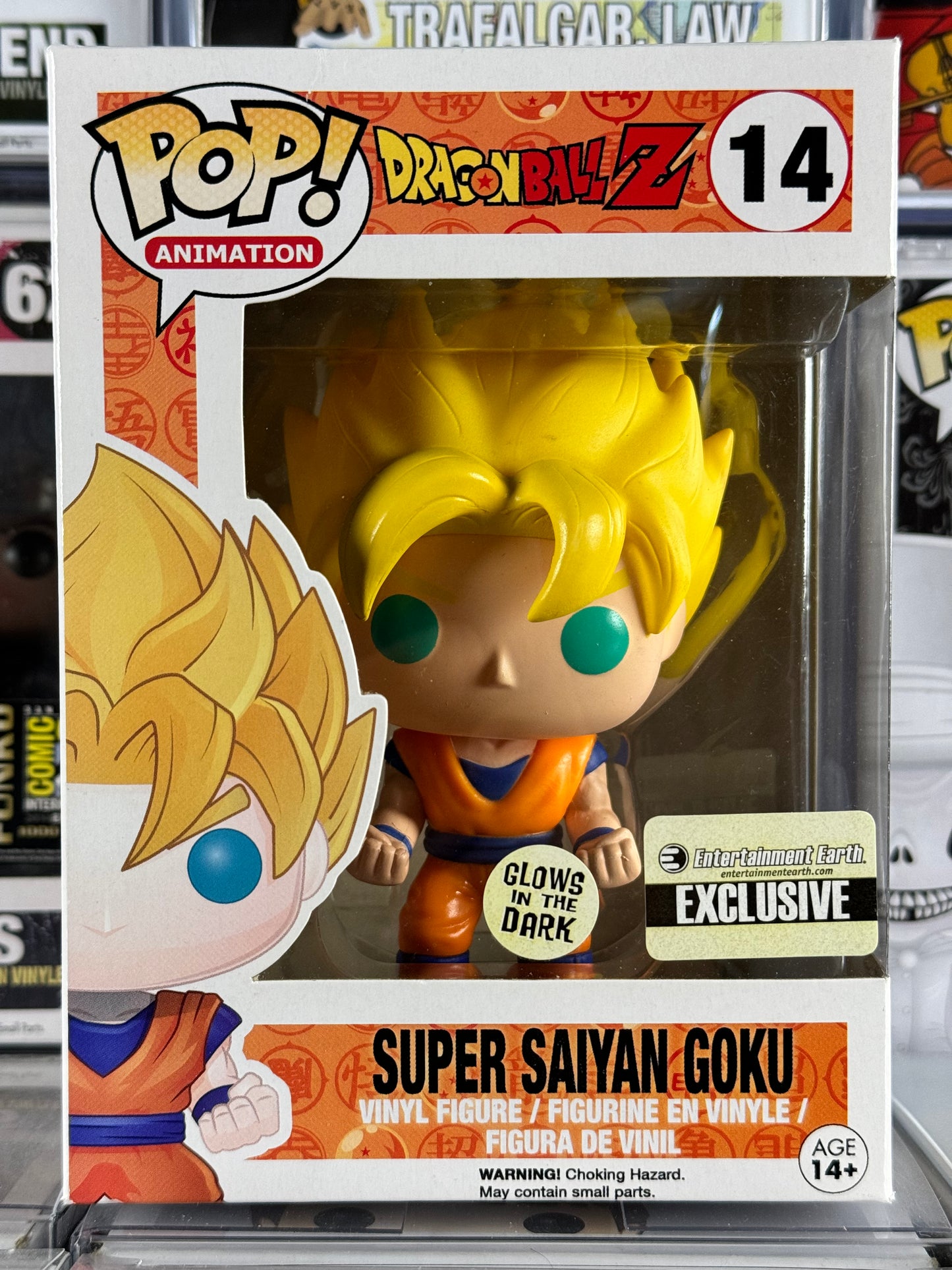 Dragonball Z - Super Saiyan Goku (Brilla en la oscuridad) (14) Exclusivo de Entertainment Earth Vaulted