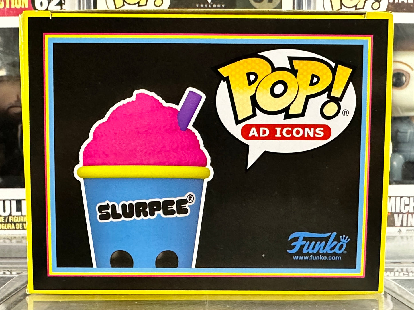 Pop Ad Icons - Slurpee (Blue Cup) (Blacklight) (193) 7 Eleven Exclusive