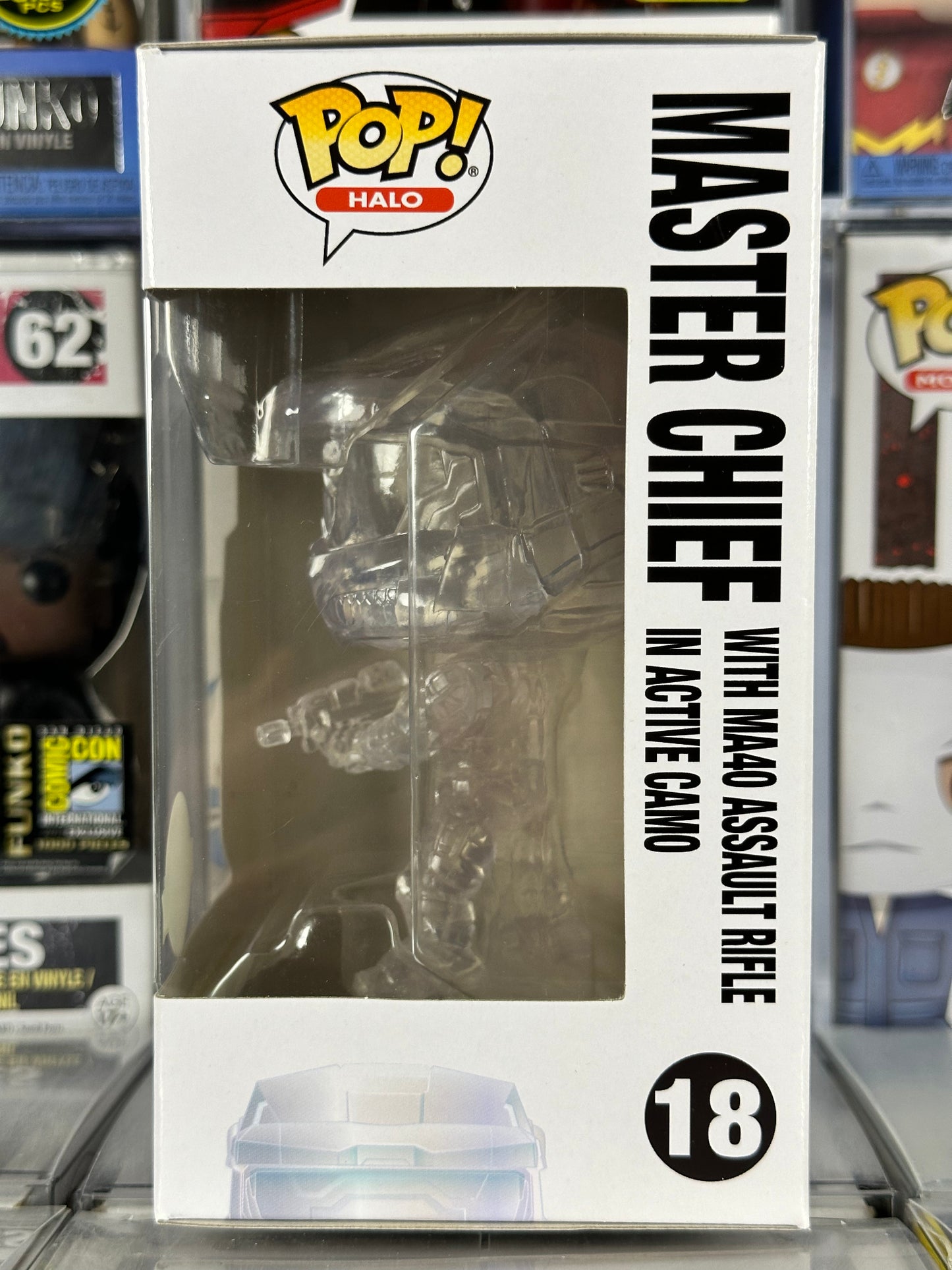 Halo - Master Chief with MA40 Assault Rifle in Active Camo (18) Vaulted