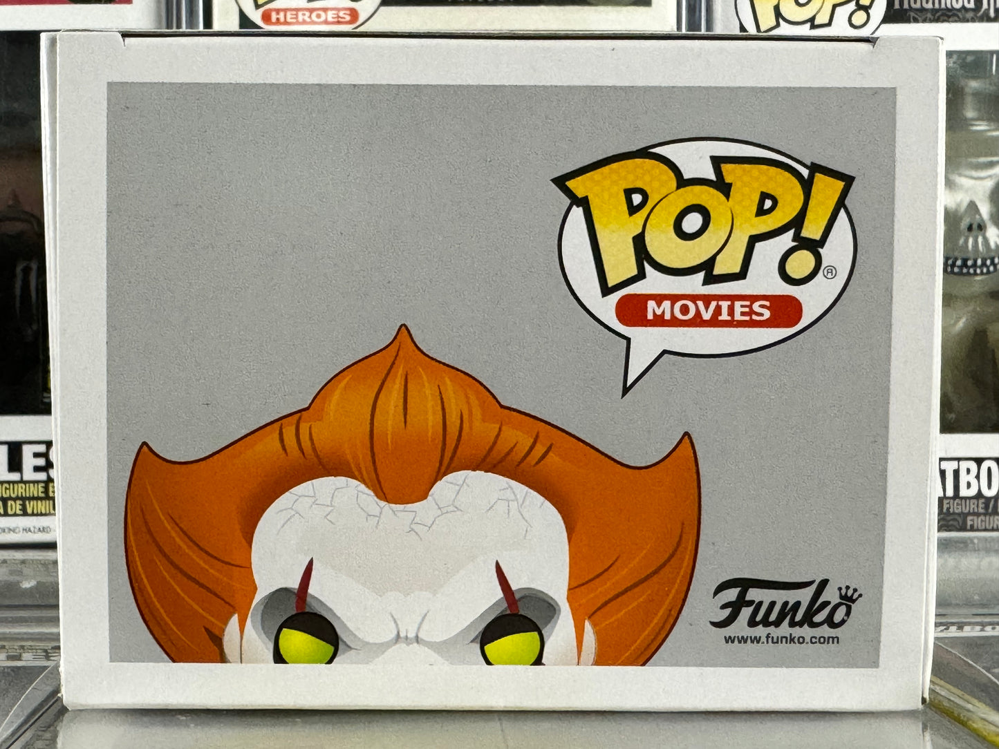 It - Pennywise (w/ Balloon) (Blue Eyes) (475) Vaulted Hot Topic Exclusive