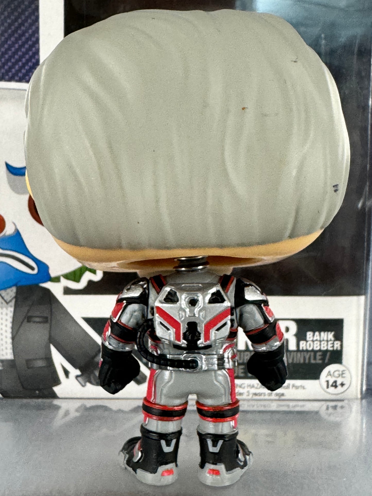 Marvel Ant-Man and The Wasp - Hank Pym desenmascarado (346) OOB abovedado