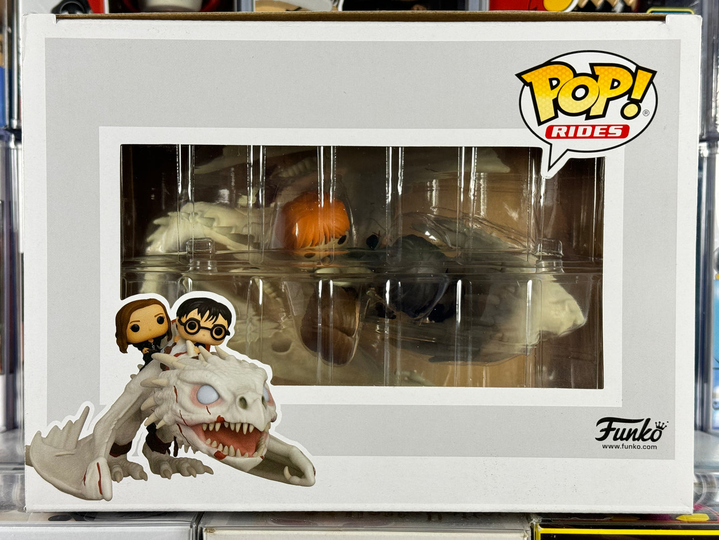 Wizarding Word of Harry Potter - Rides - Harry, Hermione & Ron Riding Gringotts' Dragon (93)