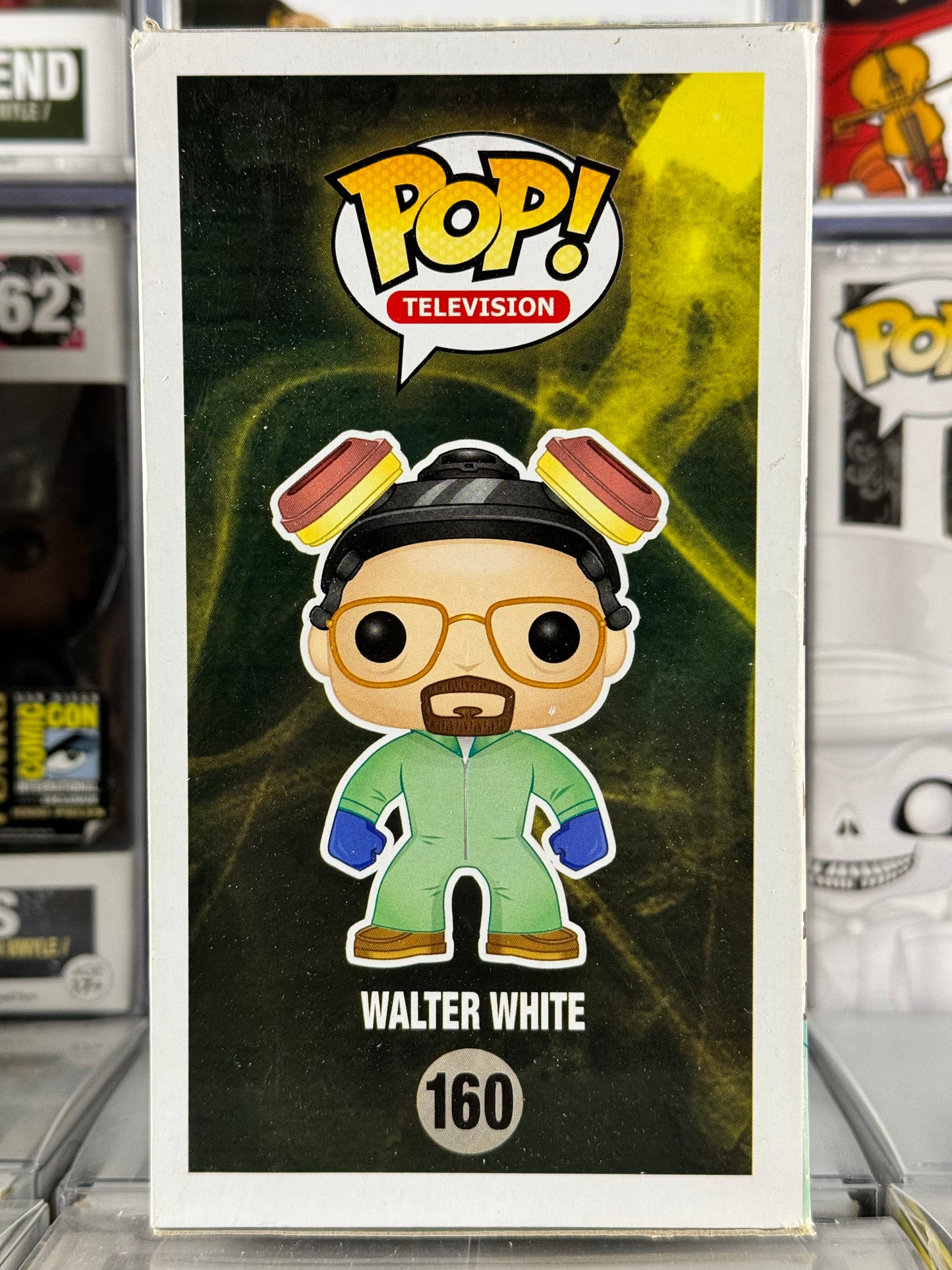 Breaking Bad - Walter White (traje verde peligroso) (160) abovedado