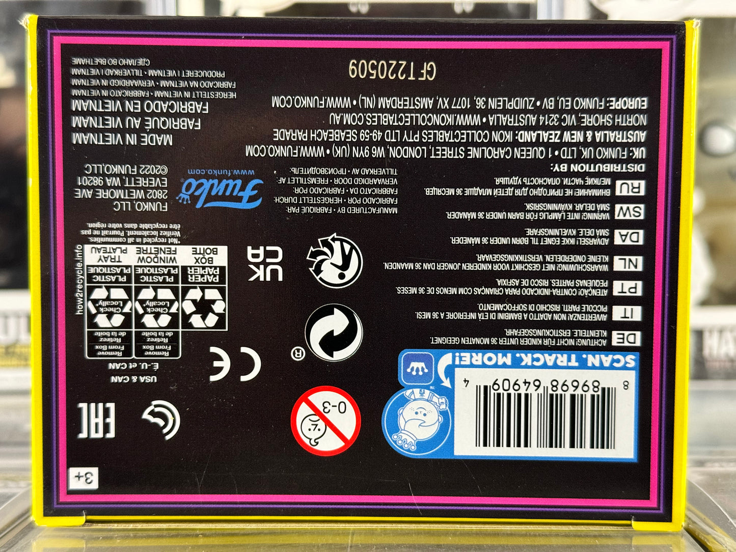 Elvira 40 Years - Elvira (Blacklight) (68)