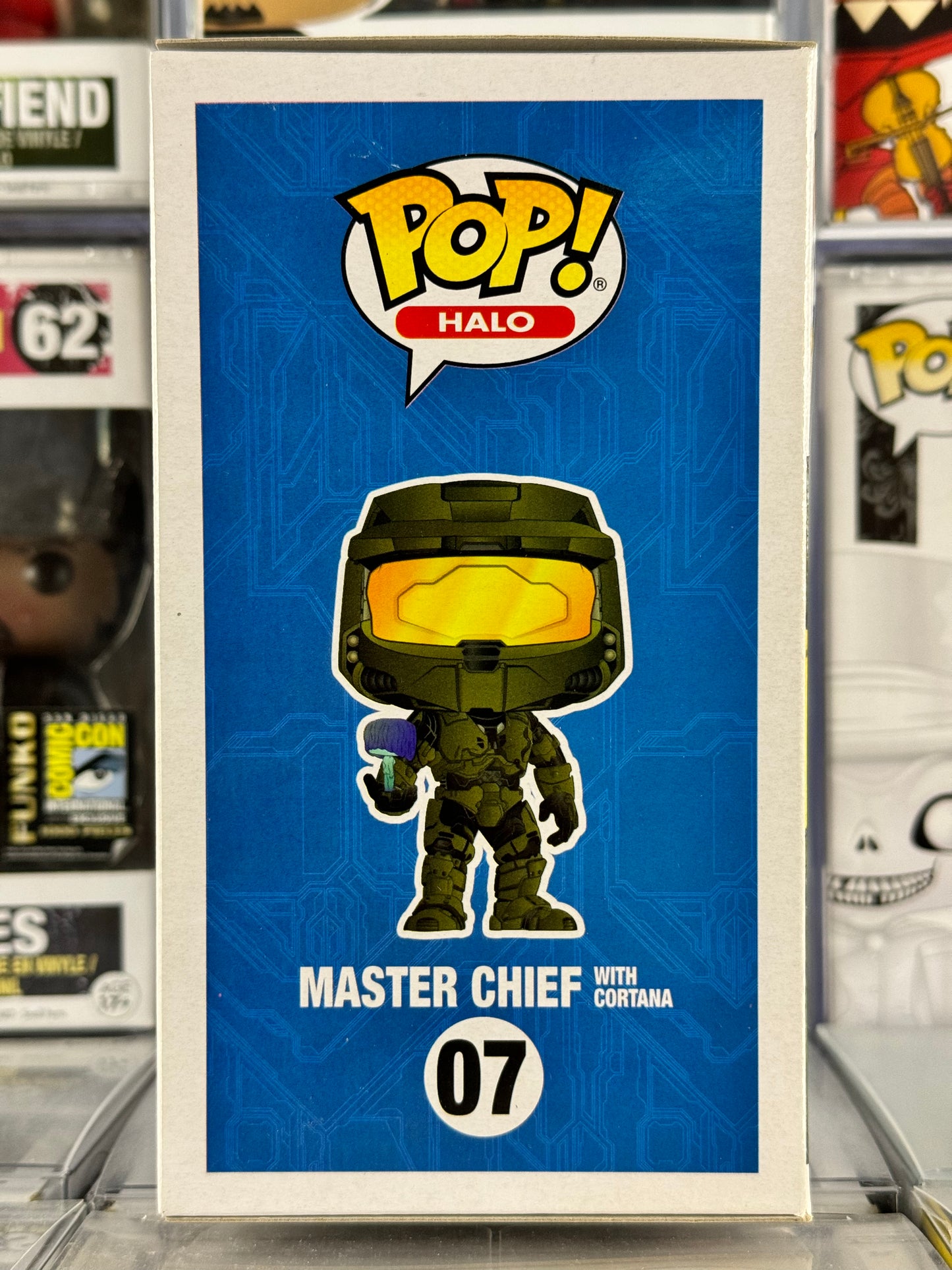 Halo - Master Chief with Cortana (07) Vaulted