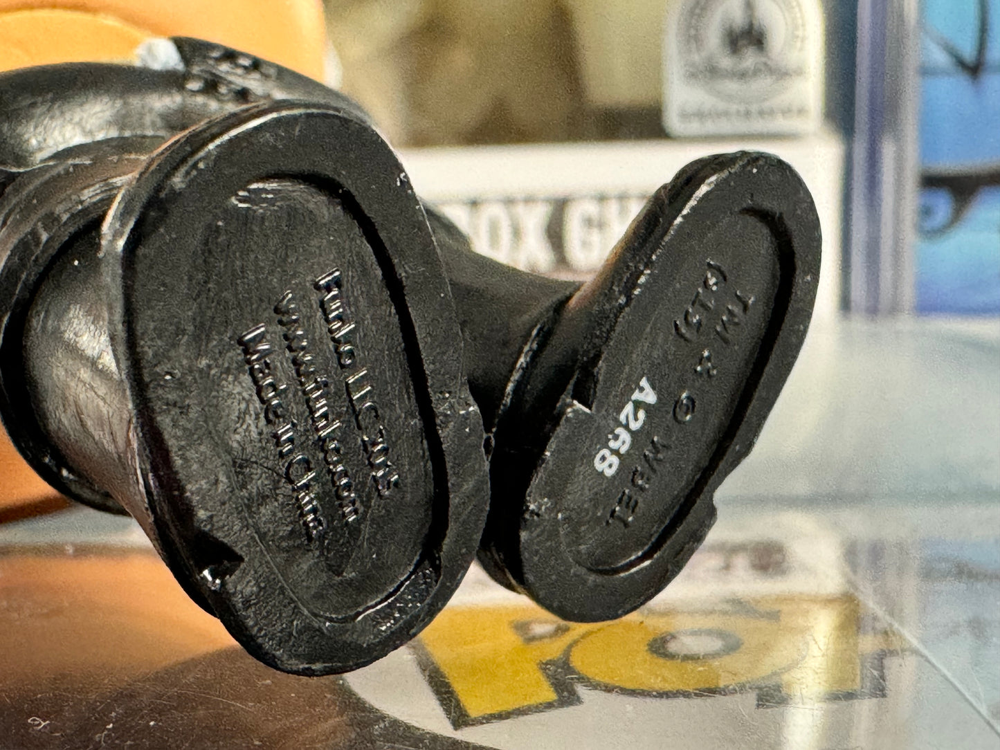 Supernatural - Dean (Undercover Outfit) (94) Vaulted OOB