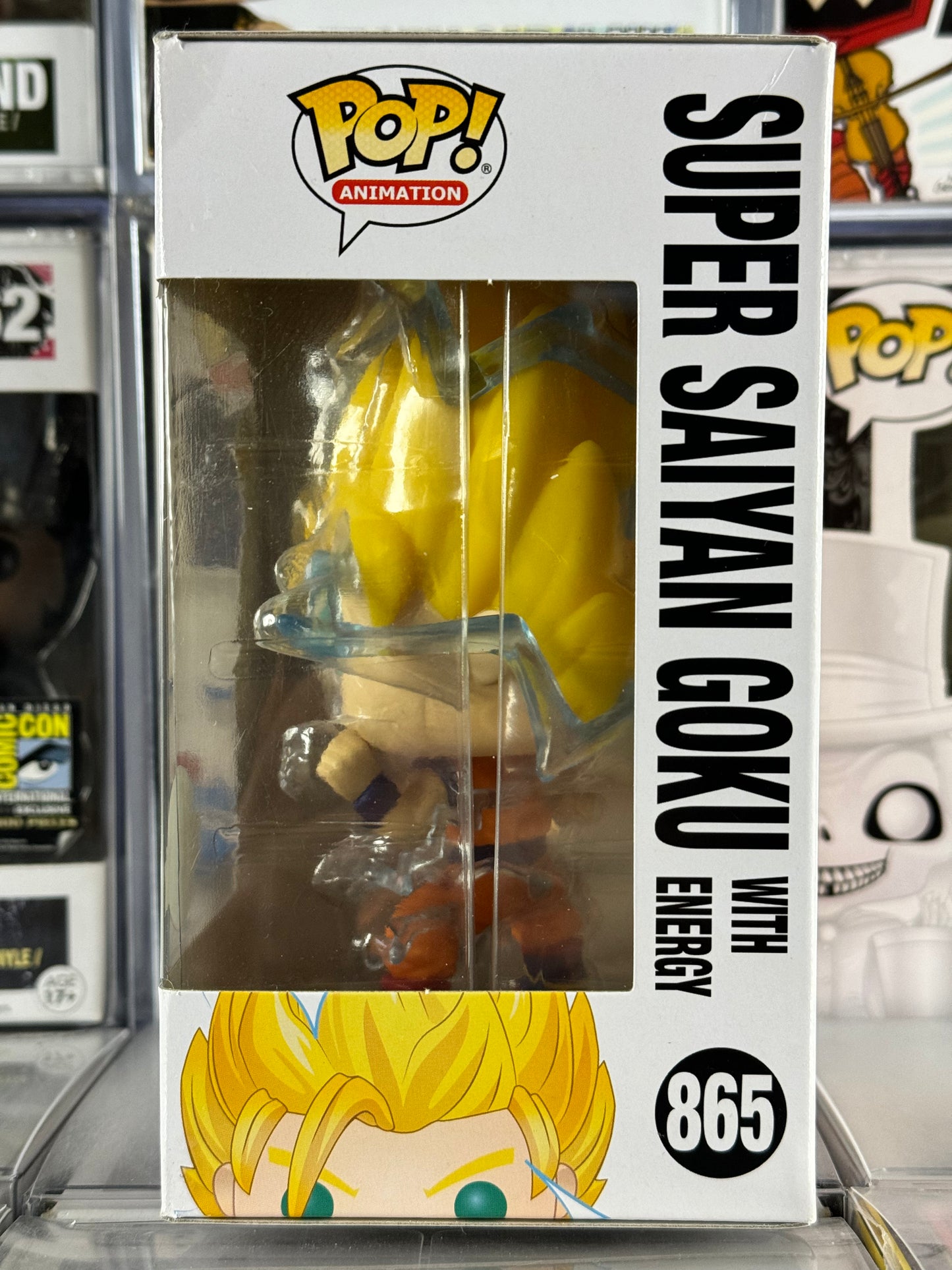 Dragonball Z - Super Saiyan Goku con energía (865)
