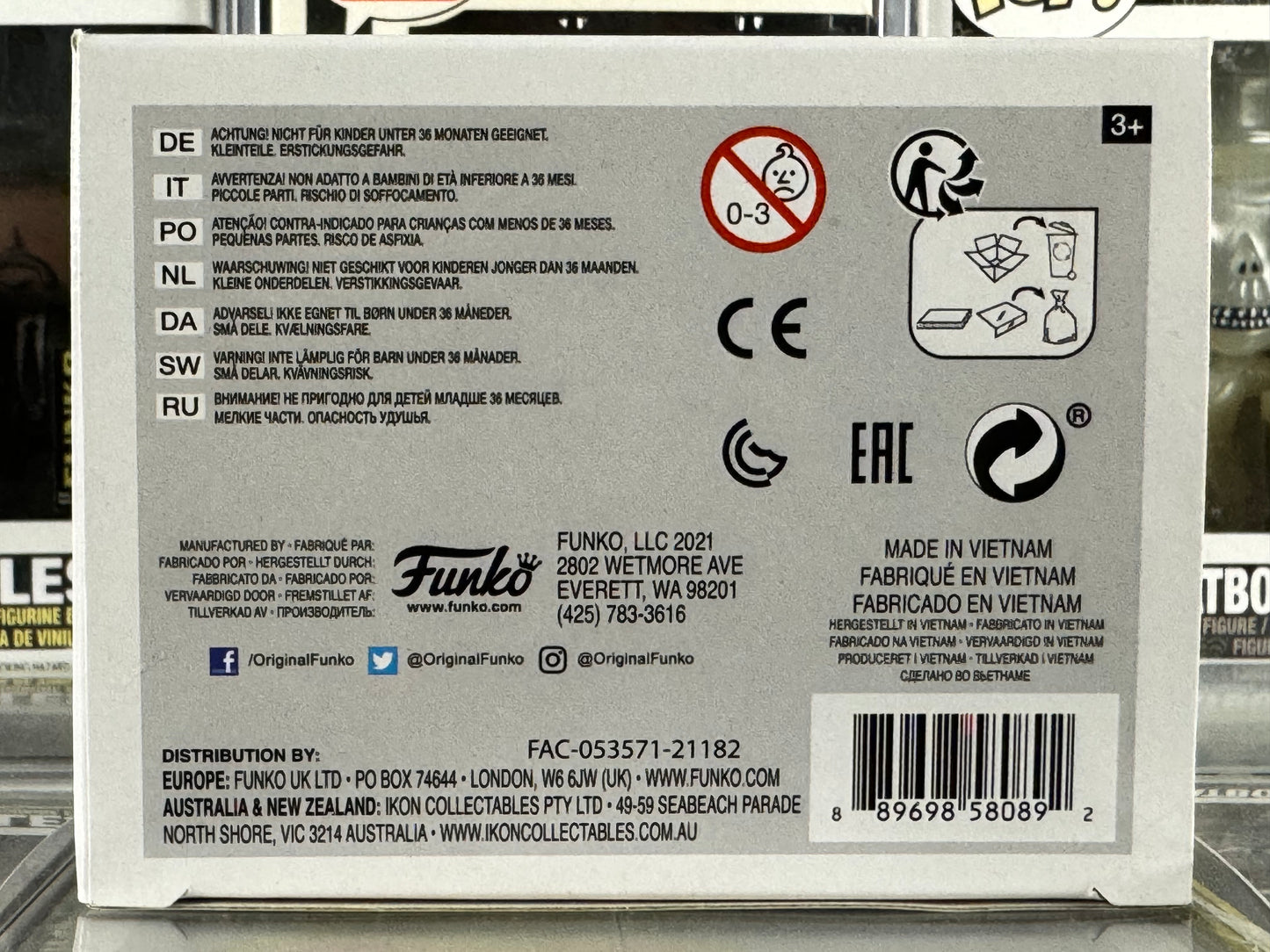 Pixar Alien Remix - Alien as Randall Boggs (Pink with Hearts) (761)