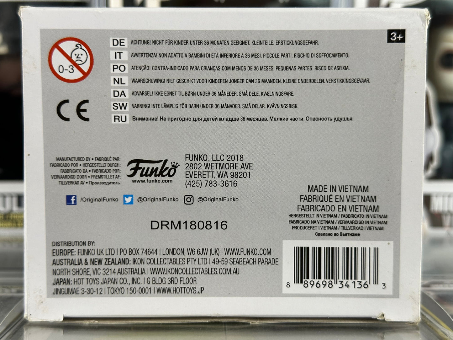 Five Nights At Freddy's Blacklight - Blacklight Foxy (380) Vaulted