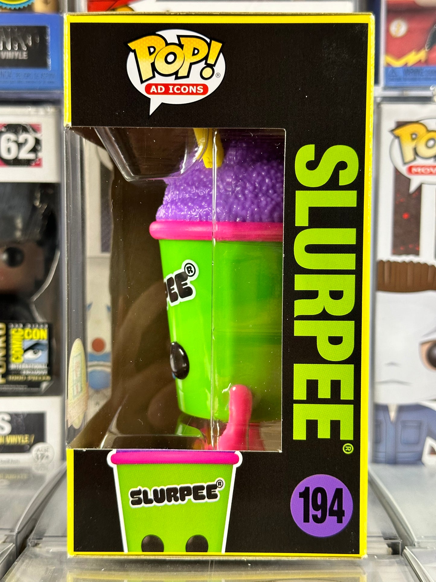 Pop Ad Icons - Slurpee (Green Cup) (Blacklight) (194) 7 Eleven Exclusive
