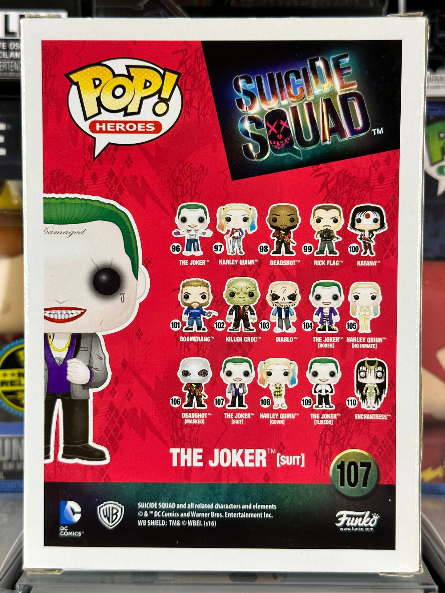 DC Suicide Squad - The Joker (Traje) (107) Exclusivo de Walmart abovedado