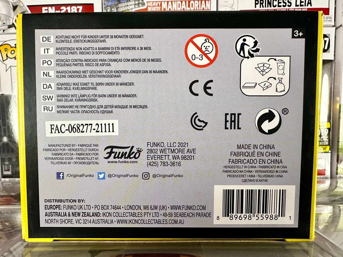 Disney Alice in Wonderland - Queen Of Hearts (With King) (Blacklight) (1063) Vaulted Funko Shop Exclusive