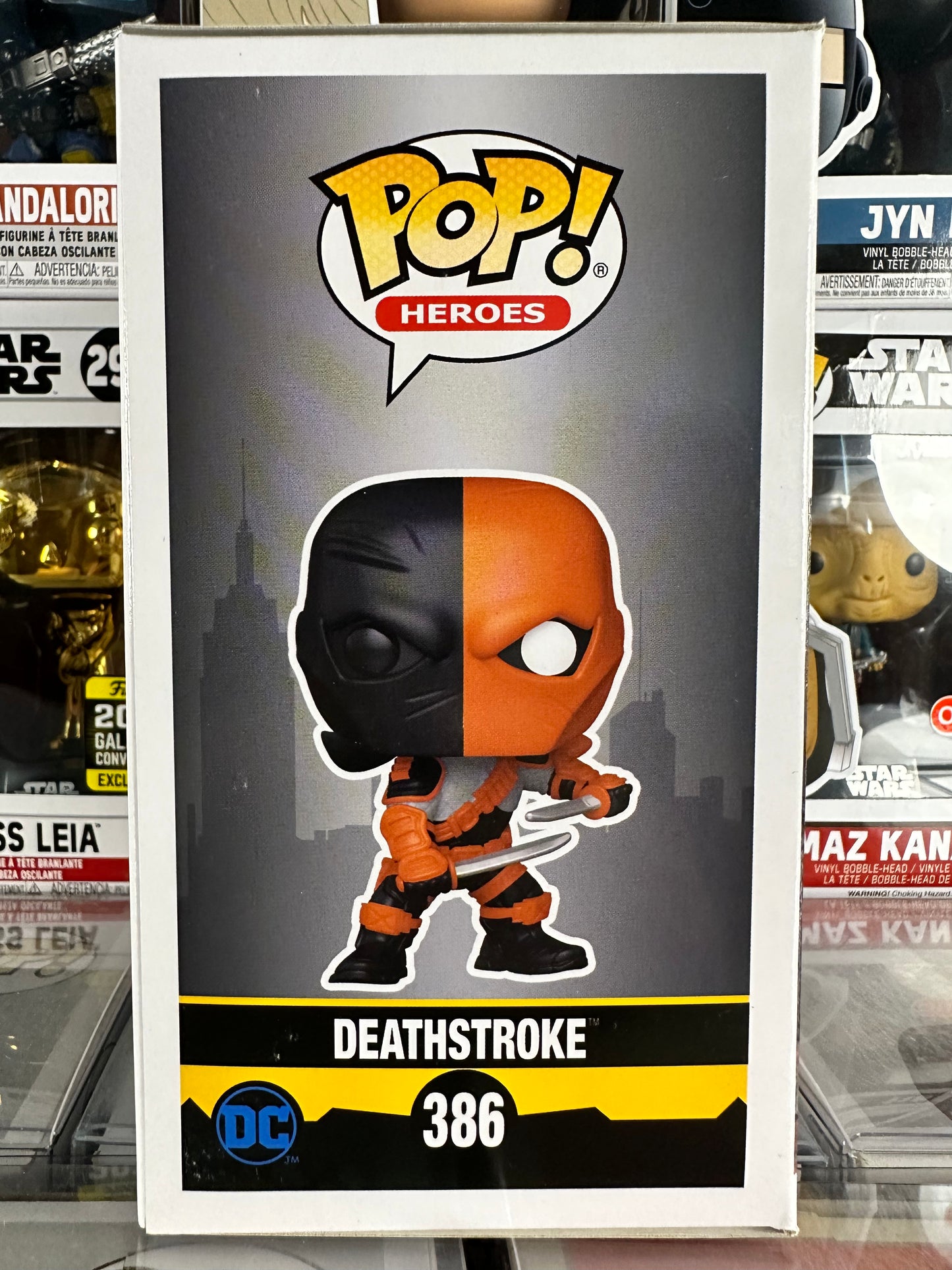 DC Batman - Deathstroke (386)