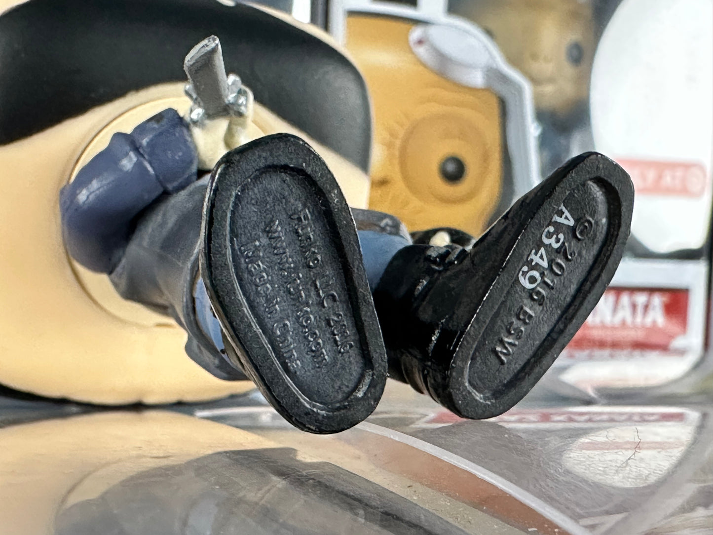 Dishonored - Unmasked Corvo (125) Vaulted OOB