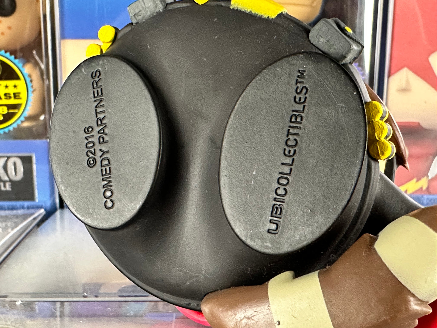 Ubi Workshop South Park The Fractured but Whole Figurine - The Coon 3"