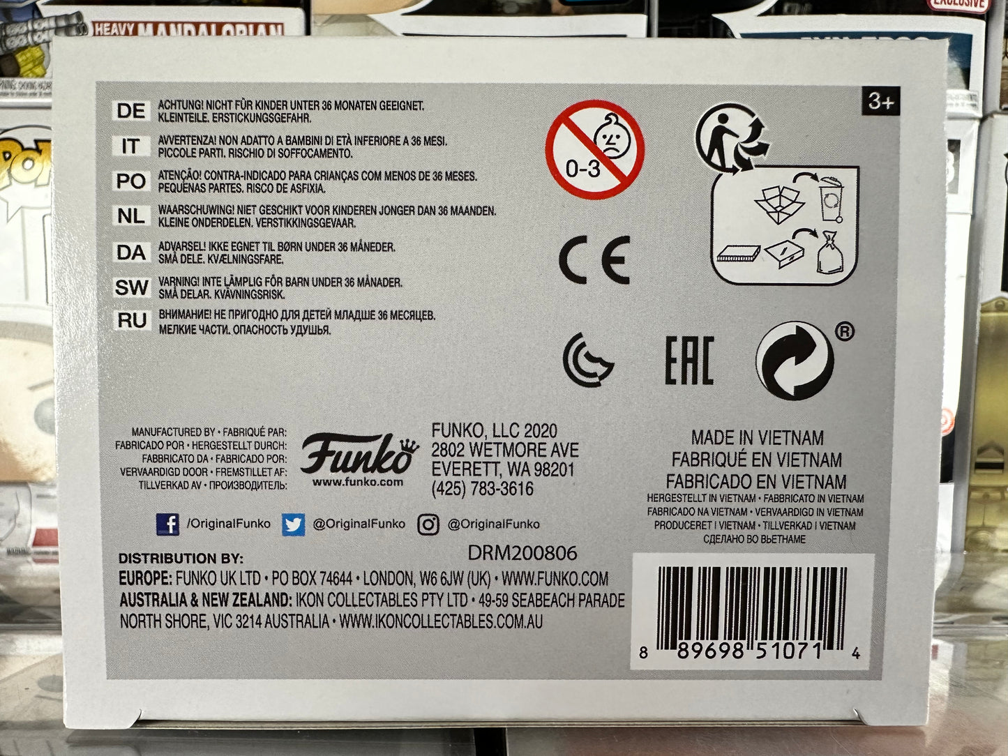 DC Comics - The Joker as Santa (358)