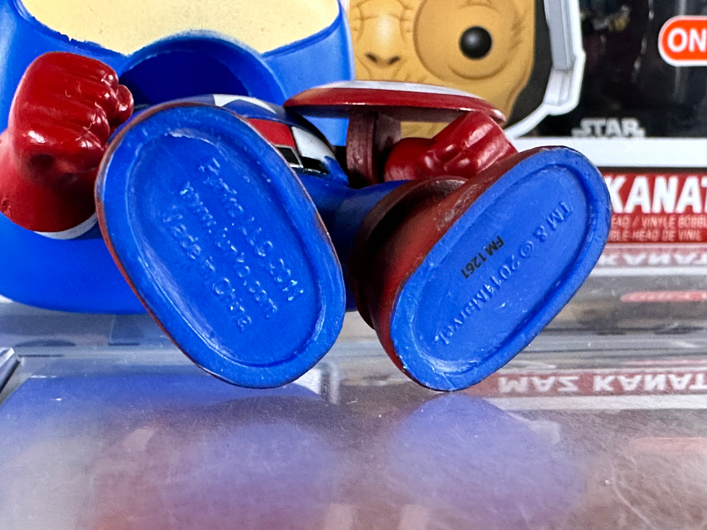 Marvel Universe - Captain America (06) Vaulted OOB