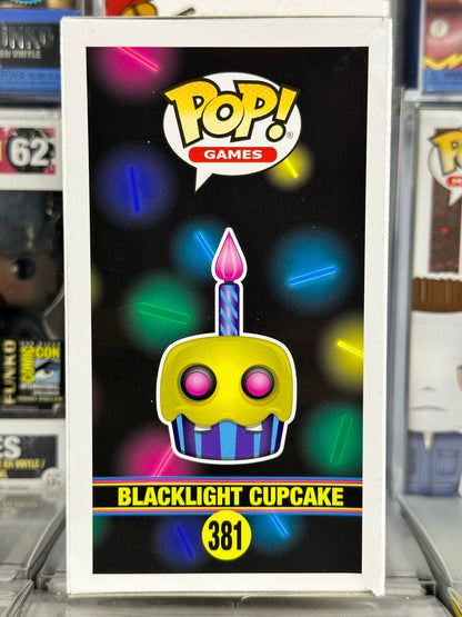 Five Nights At Freddy's Blacklight - Blacklight Cupcake (381) Vaulted