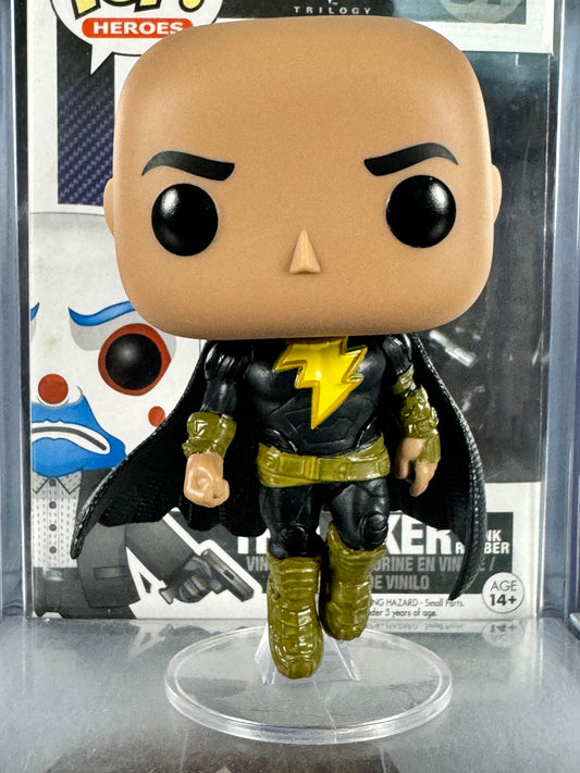 DC Black Adam - Black Adam (flotando) (1231) OOB