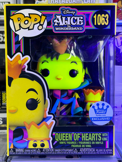 Disney Alice in Wonderland - Queen Of Hearts (w/ King) (Blacklight) (1063) Vaulted Funko Shop Exclusive
