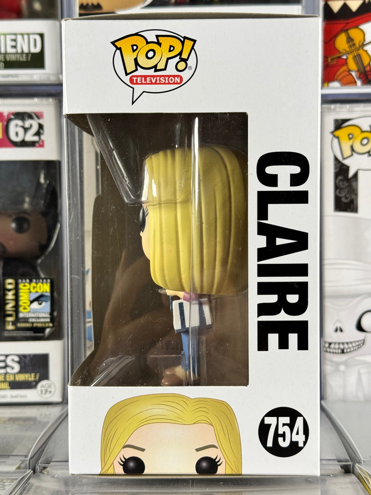 Modern Family - Claire Dunphy (754)