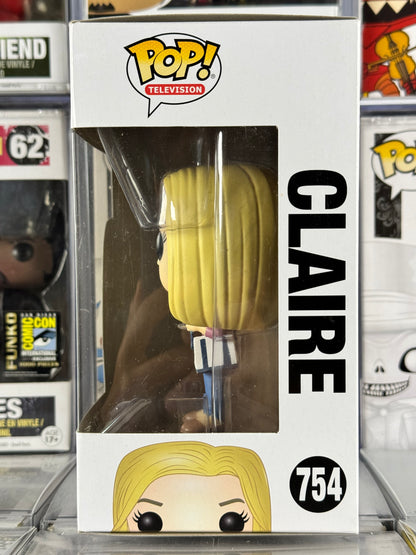 Modern Family - Claire Dunphy (754)