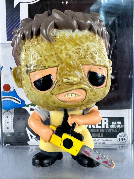 Texas Chainsaw Massacre - Leatherface (11) Vaulted OOB