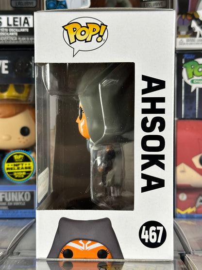 Star Wars - Ahsoka (con capucha y sables dobles) (467) Exclusivo de Amazon