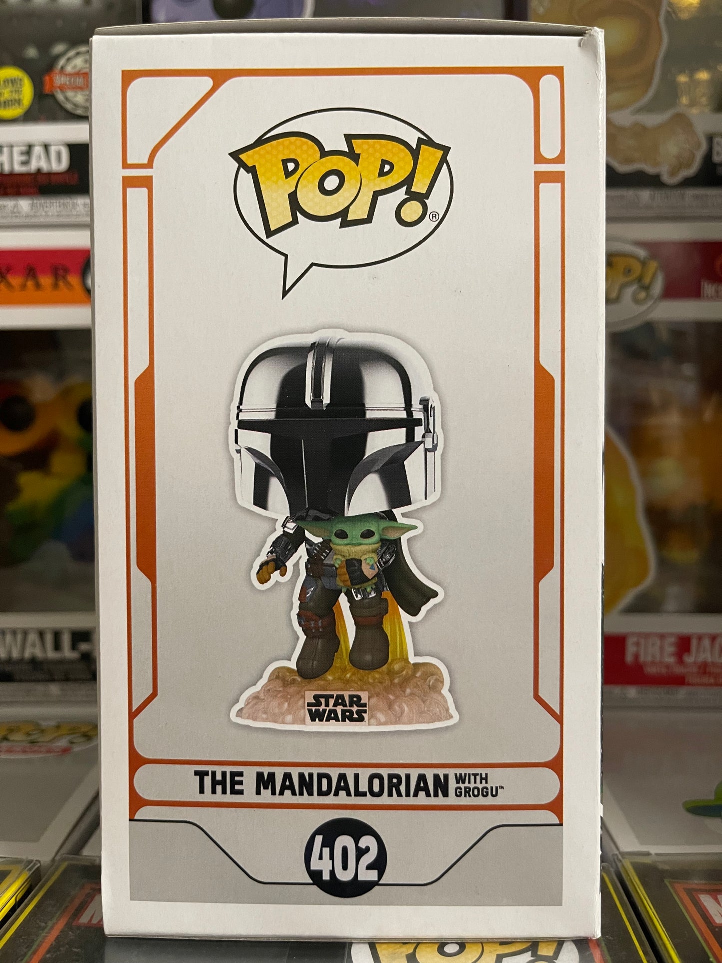 Star Wars - The Mandalorian With Grogu (with Pin) (402)