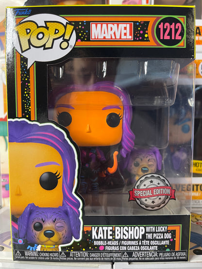 Marvel - Kate Bishop con Lucky the Pizza Dog (Blacklight) (1212)