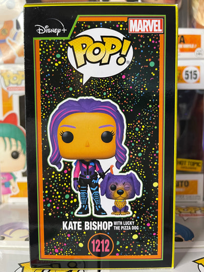 Marvel - Kate Bishop con Lucky the Pizza Dog (Blacklight) (1212)