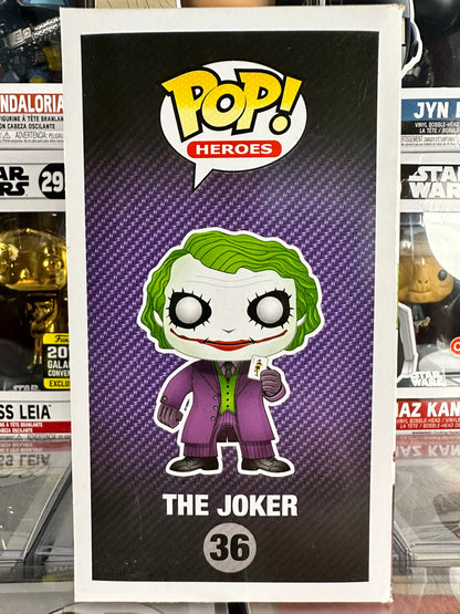 DC El Caballero Oscuro: La Ascensión - El Joker (36)