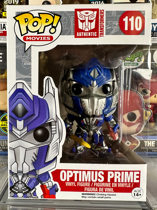 Transformers - Optimus Prime (con espada) (110) abovedado