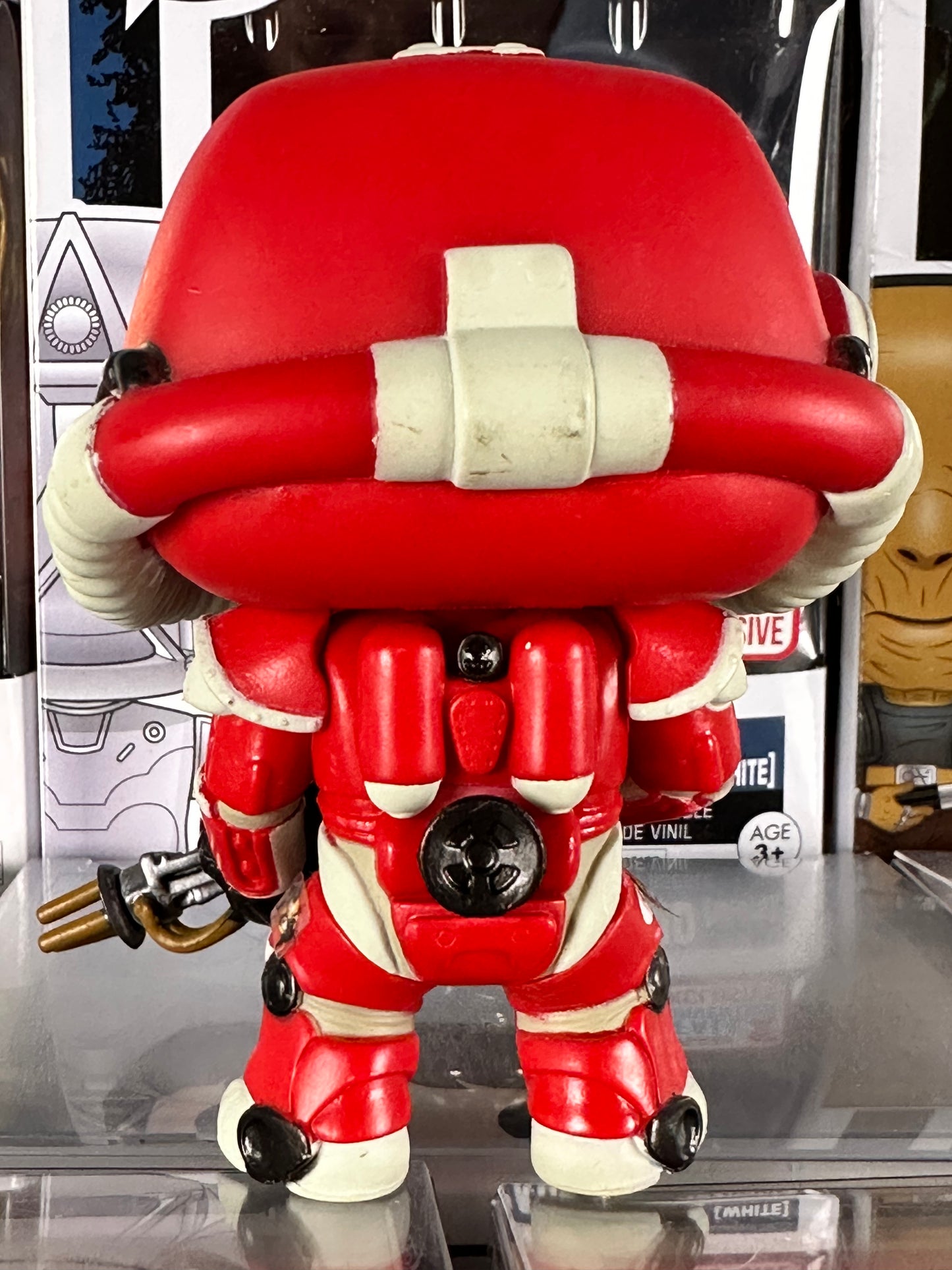 Fallout - T-51 Power Armor (Nuka Cola Paint Job) (370) Vaulted OOB