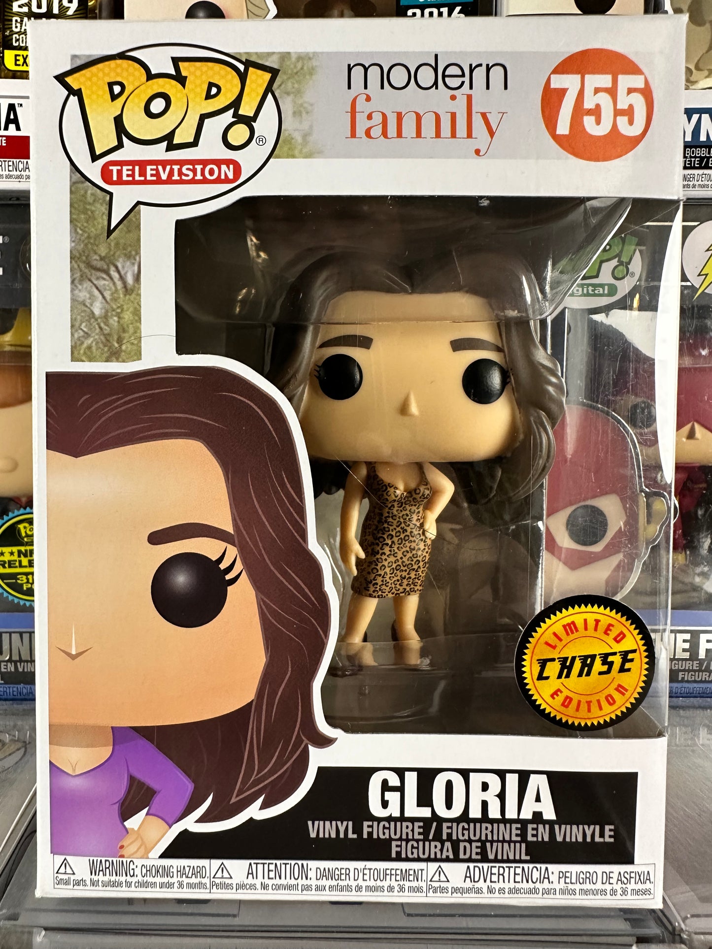 Modern Family - Gloria (755) CHASE