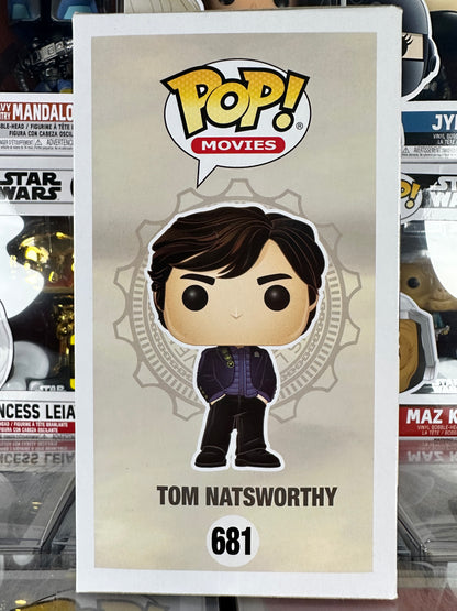 Motores mortales - Tom Natsworthy (681) abovedado